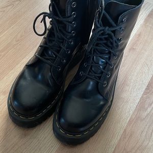 Dr. Martens Jadon Boot